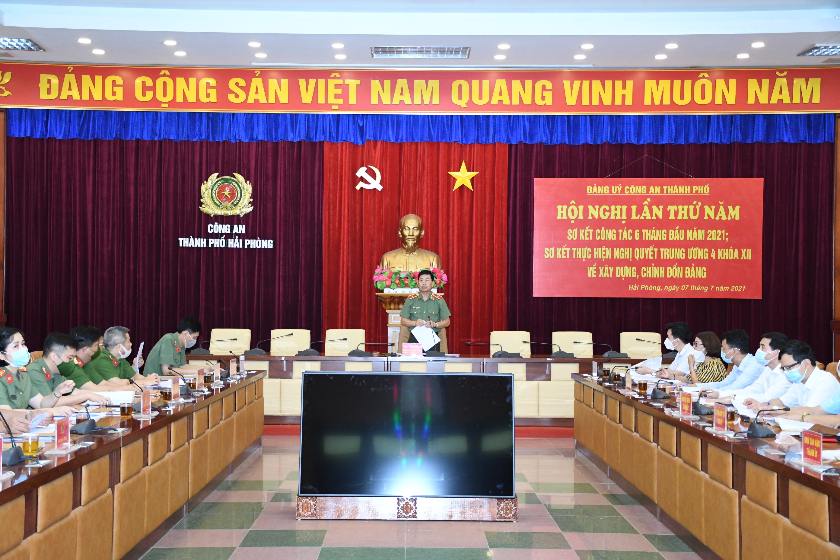 Đảng ủy Công an thành phố  triển khai 9 nhiệm vụ công tác trọng tâm 6 tháng cuối năm 2021